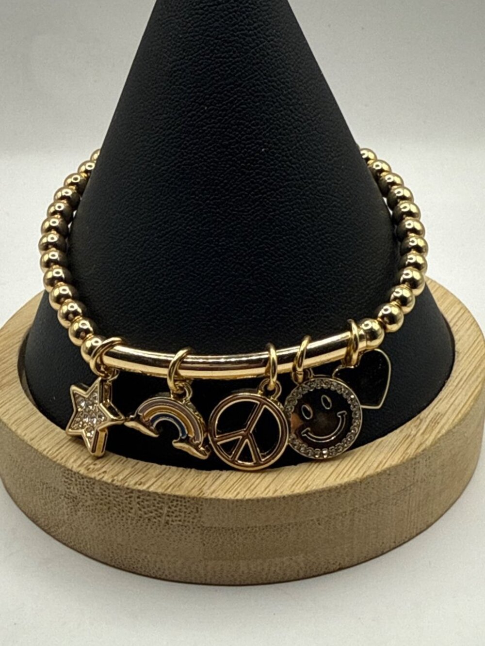 Gold Tone Bead Charm Bracelet Y2K Smiley Face Star Rainbow Peace Sign Stretch